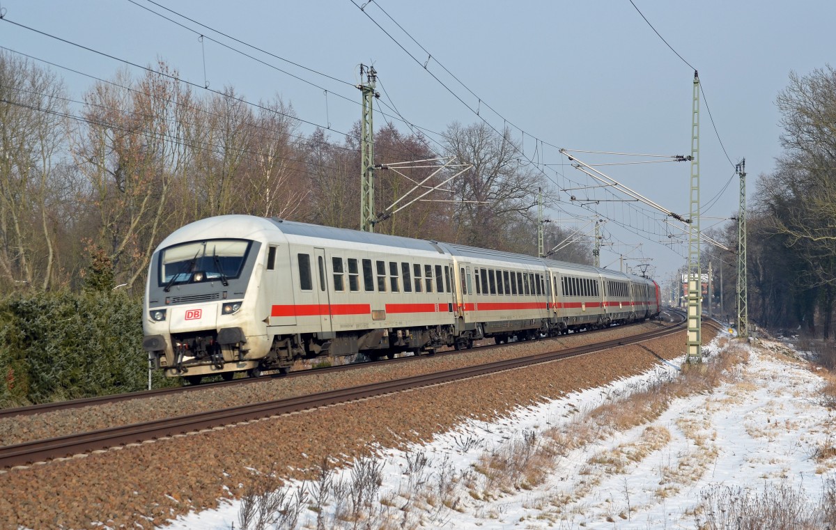 Der mit einer Lok der BR 101 bespannte IC 2356 fuhr am 30.01.14 durch Burgkemnitz Richtung Bitterfeld.