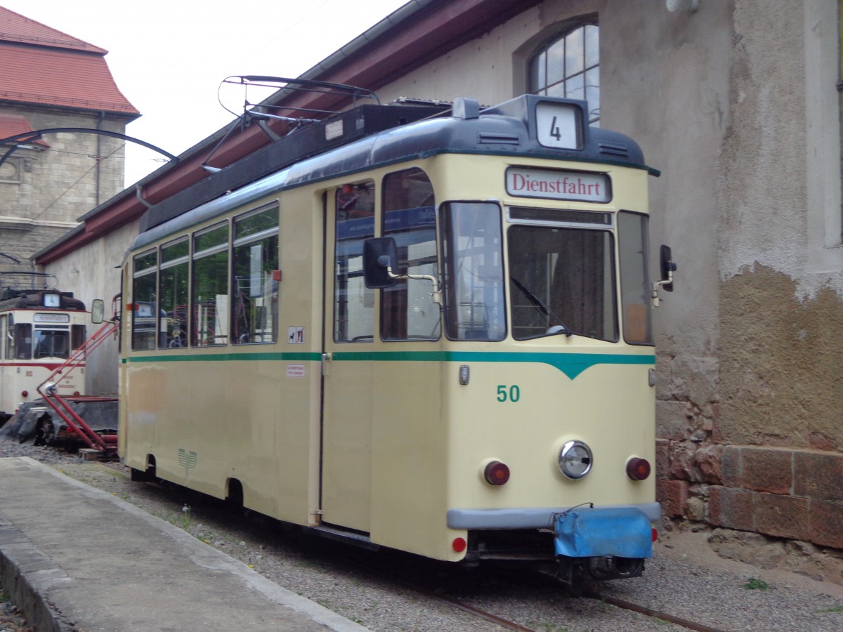 Der Naumburger Straßenbahn Wagen 50 vom Typ TZ 70/1 Baujahr 1971, am 22.04.14 