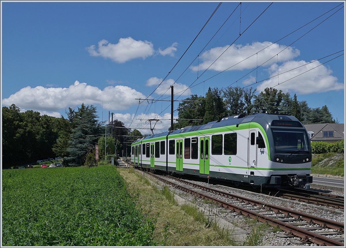 Der neue LEB Be 4/8 62 verlässt als Dienstzug (oder Testfahrt?) den Bahnhof von Jouxtens-Mézery in Richtung Lausanne

22. Juni 2020
