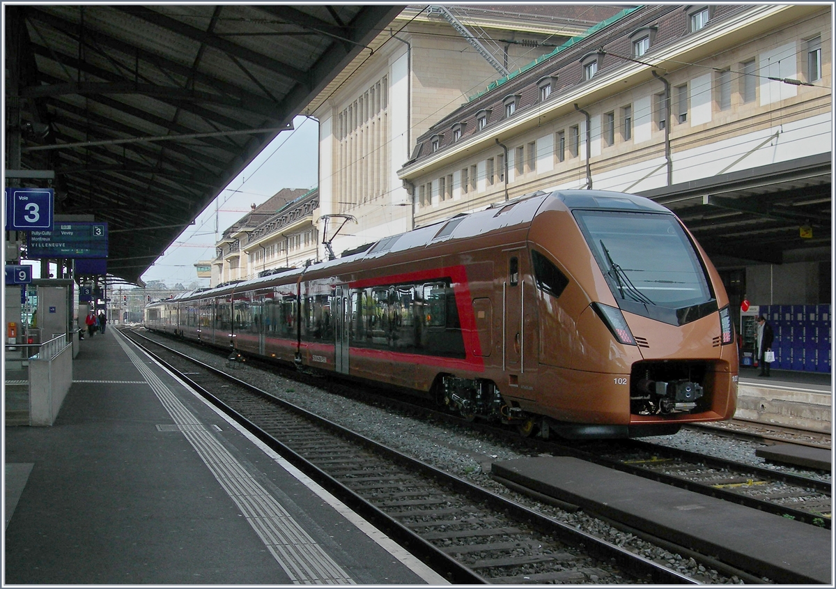 Der neue SOB RABe 526 102-6  Traverso  (UIC 94 85 7 526 102-9 CH-SOB) bei Testfahrten in Lausanne.

11. April 2019