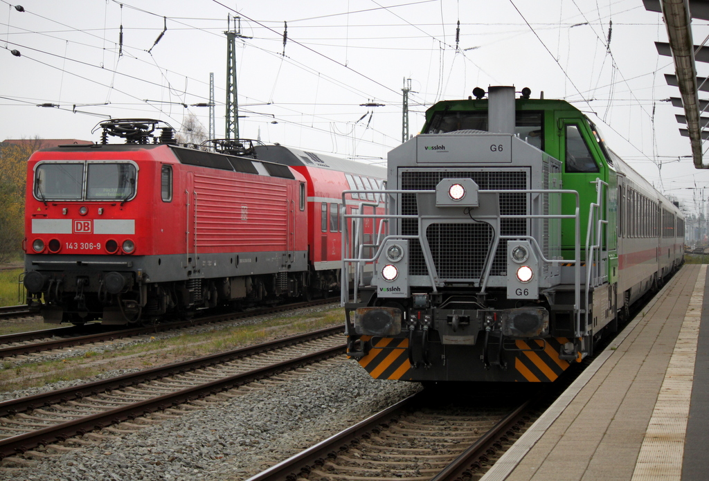 Der Power Rolls-Royce alias 650 114-8 mit IC 2213(Rostock-Stuttgart)bei der bereitstellung im Rostocker Hbf.15.11.2014 