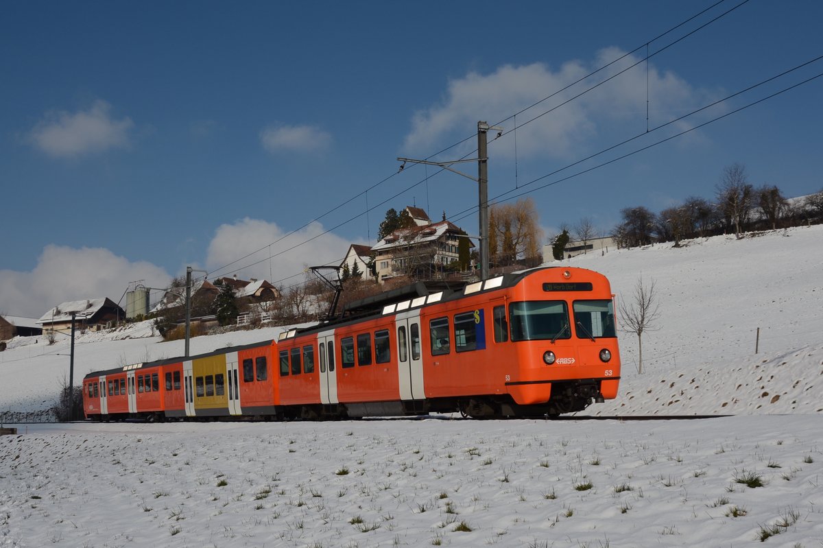 Der RBS-Be 4/12 53 am 4. Februar 2019 als S7 im frisch verschneiten Worblental zwischen Vechigen und Worbboden.