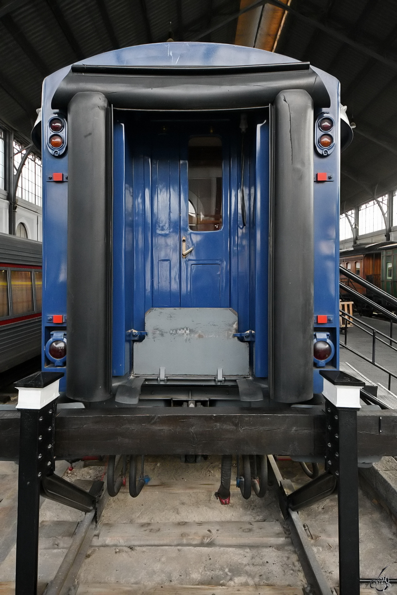 Der Restaurantwagen R12-12954 entstand 1926 in Groß-Britannien bei der Leeds Forge Carriage Works & Company. (Eisenbahnmuseum Madrid, November 2022)