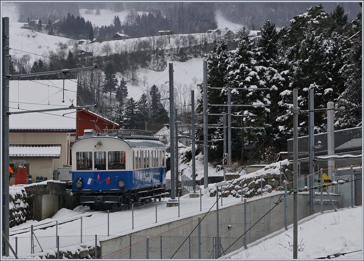 Der Rigibahn Beh 2/4 N° 7 in Arth Goldau.
5. Jan. 2017