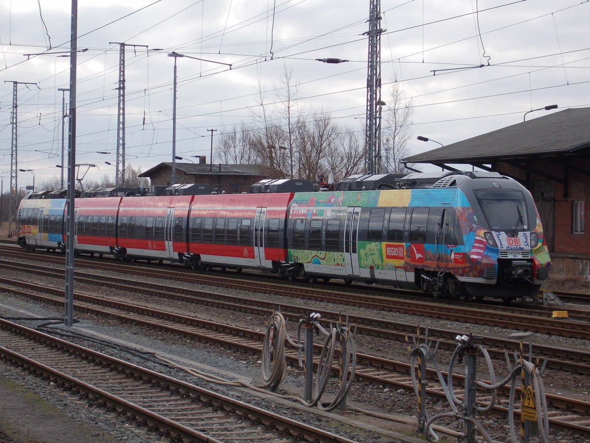 Der Rostocker 442 354 in der Stralsunder  Ecke am 29.Februar 2016.