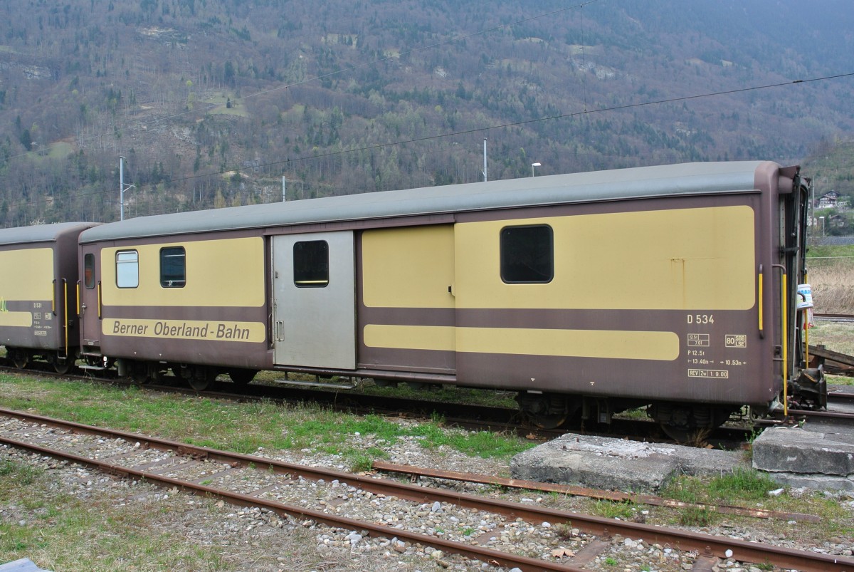 Der schon seit Jahren abgestellte D 534 der BOB in Interlaken, 05.04.2014.