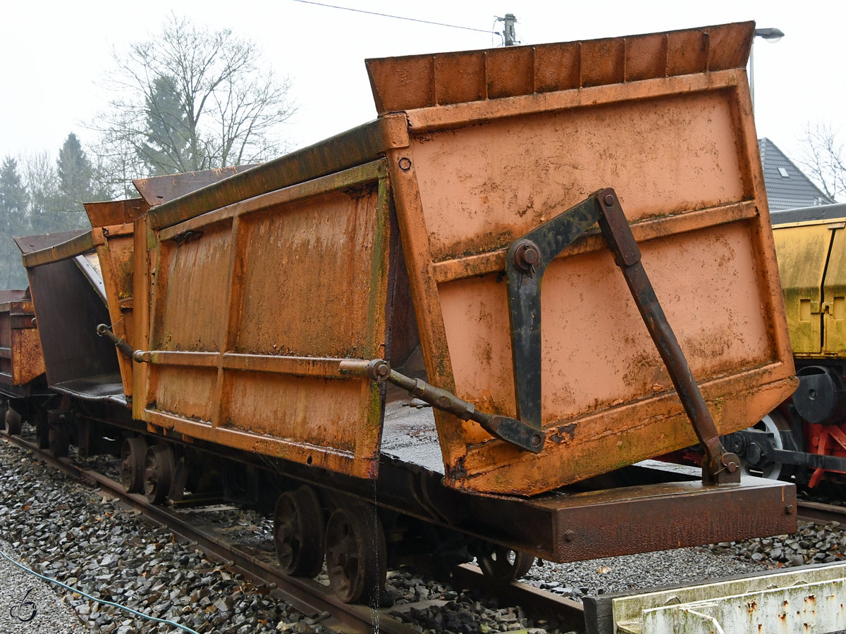 Der selbstfahrende Triebwagen Diema GT 5/3 im Gruben- und Feldbahnmuseum Zeche Theresia. (Witten, April 2018)