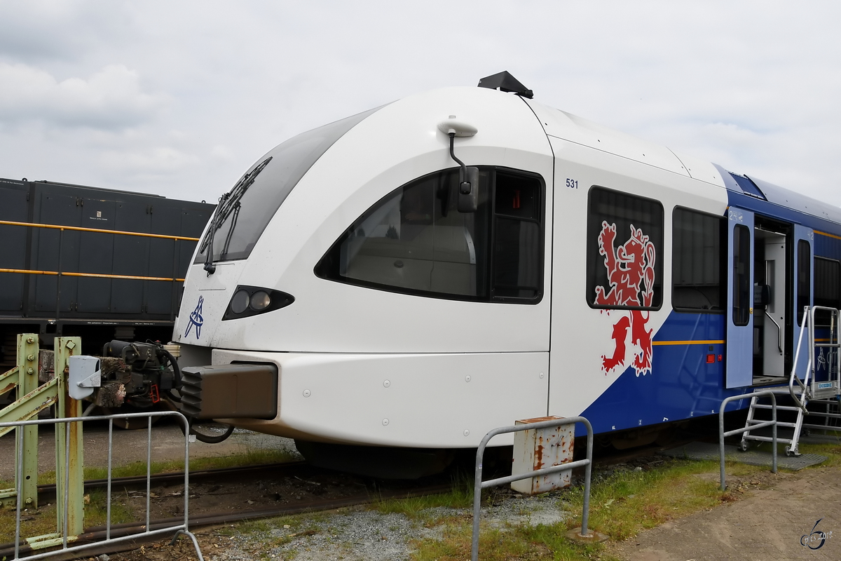 Der Triebzug Stadler GTW 531 von Arriva Ende Mai 2019 in Blerick.