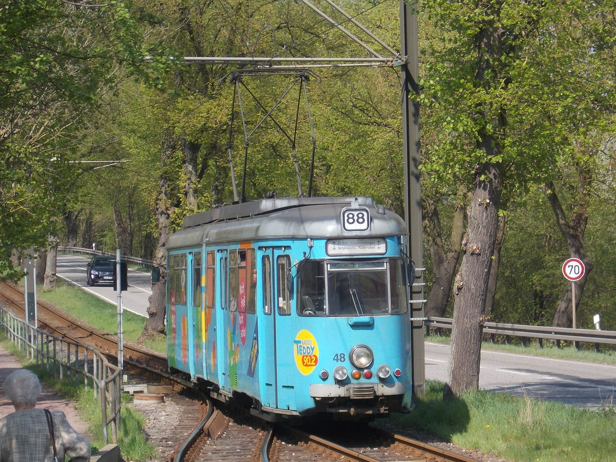 Der Tw48 hat,am 19.April 2018,das Stadtgebiet von Rüdersdorf(b.Berlin)verlassen und fuhr neben der Landstraße nach Schöneiche.