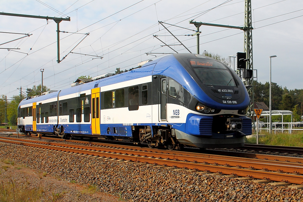 Der VT 632.002 (SA 139 016) auf der RB 54 von Berlin-Lichtenberg nach Rheinsberg (Mark) am 11.05.2019 in Nassenheide.