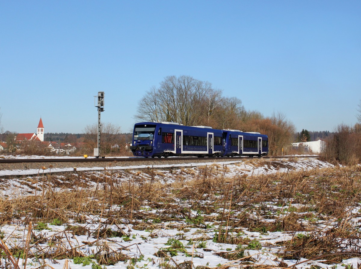 Der VT 70 und der VT 71 als BOB nach Friedrichshafen am 05.01.2015 unterwegs bei Mochenwangen.