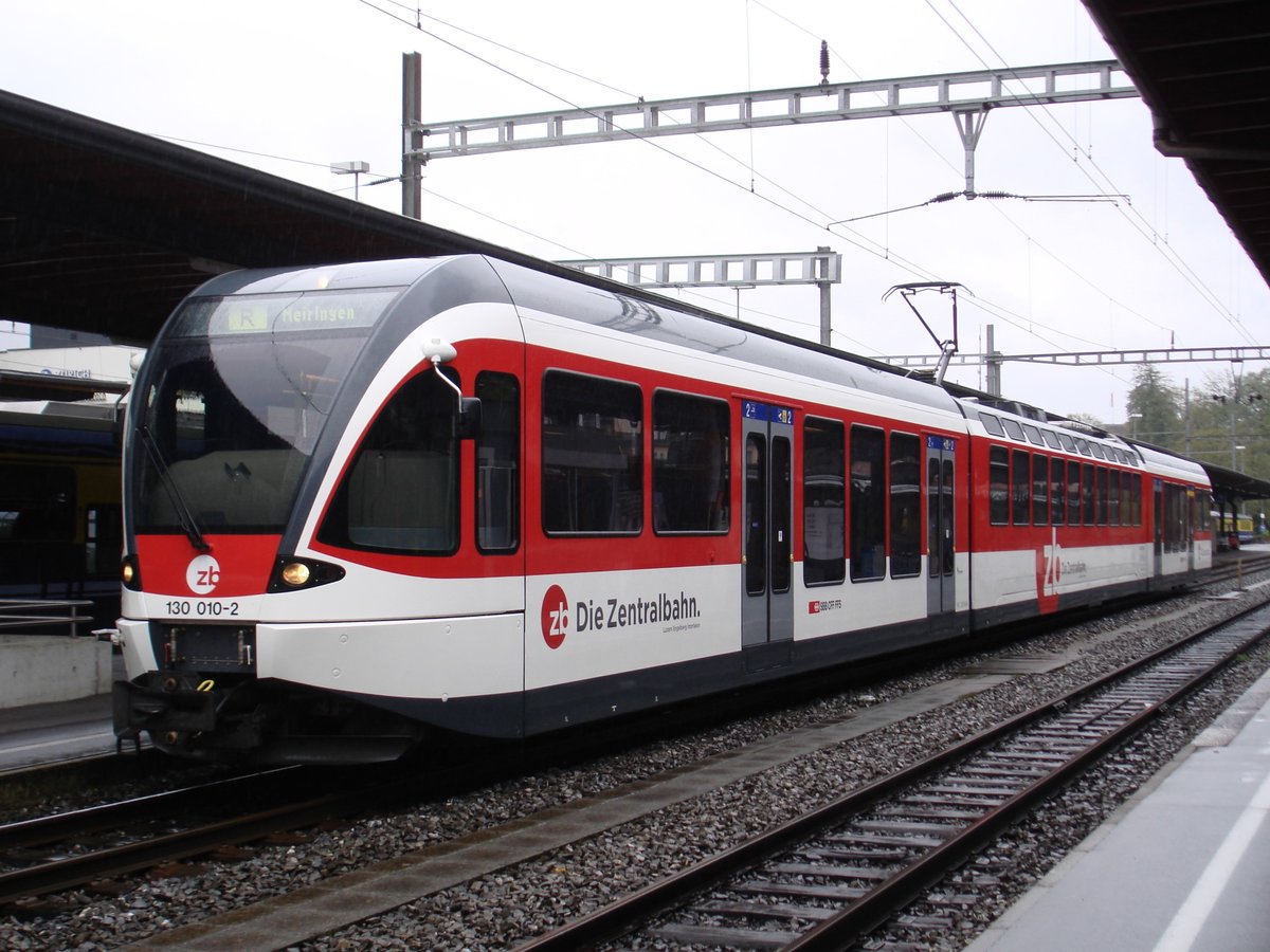 Der ZB-ABe 130 010-2  SPATZ  steht am 18. September 2007 in Interlaken Ost zur Abfahrt als Regio nach Meiringen bereit.