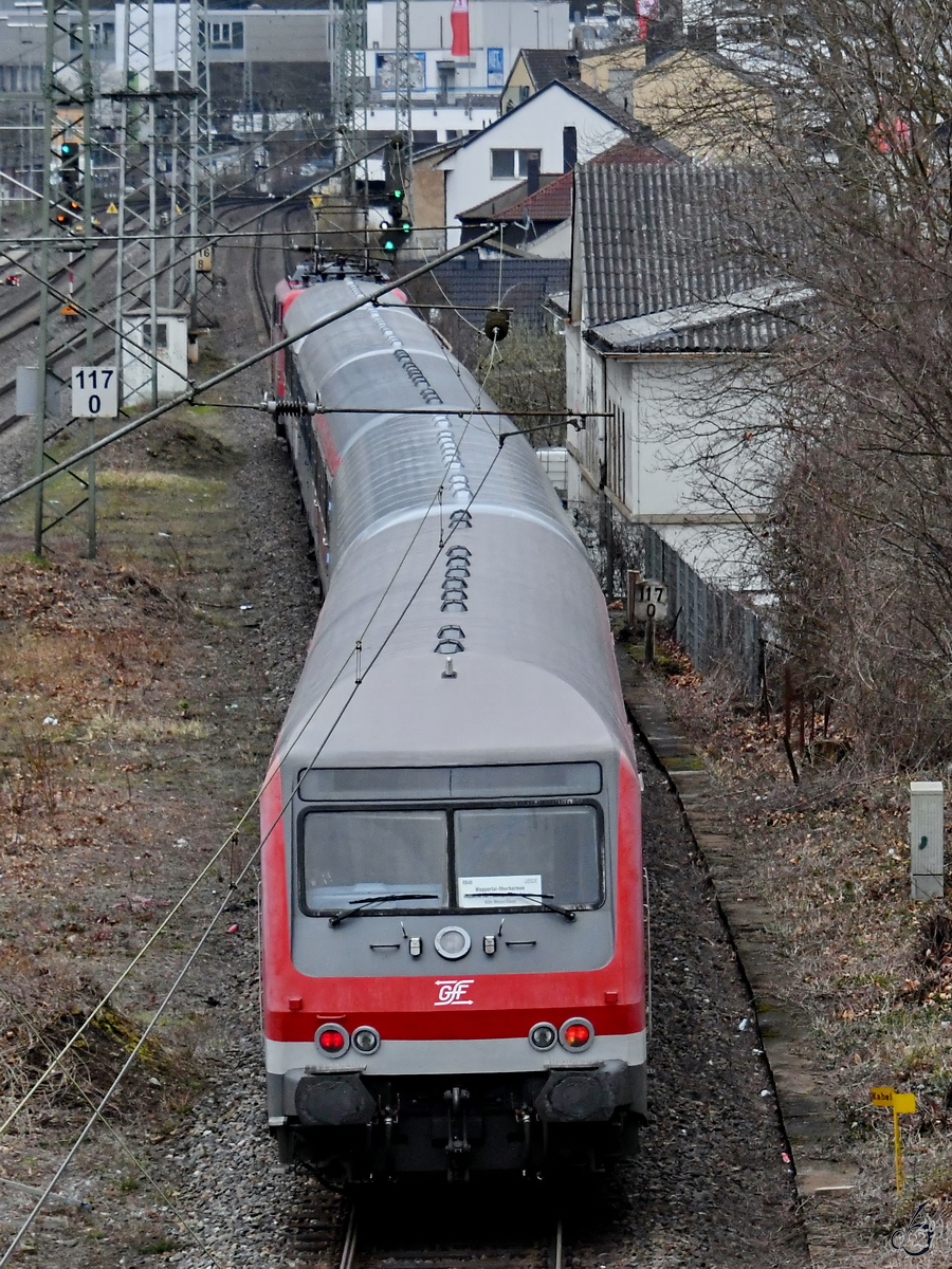 Der zusätzliche RB48-Ersatzzug schlängelt sich hier durch Wuppertal-Unterbarmen. (März 2021)