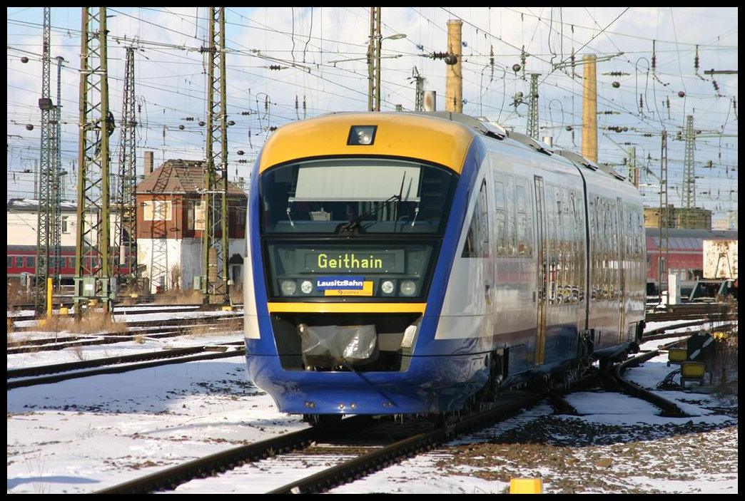 Desiro VT 611 der Lausitz Bahn fährt hier am 27.2.2005 in den HBF Leipzig ein.