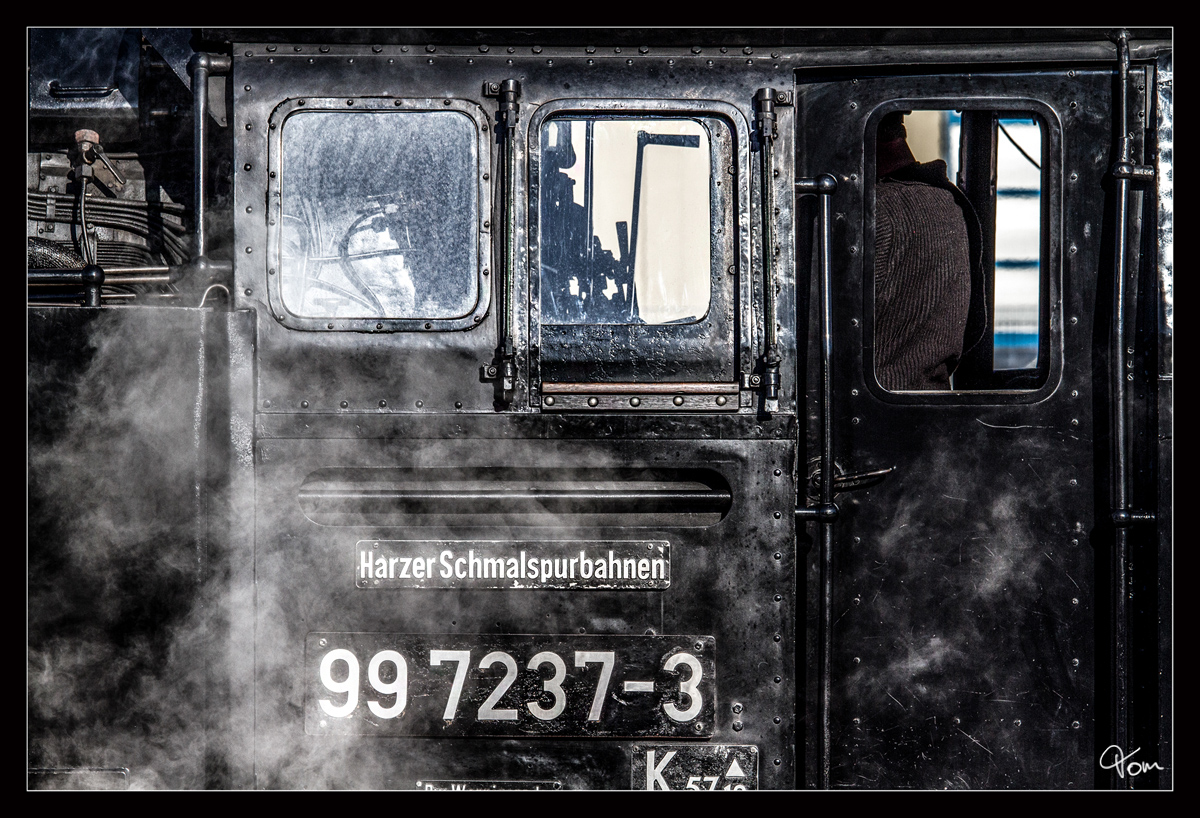 Detail des Führerhauses der 99 7237, so gesehen im Bahnhof Wernigerode am 4.März.2013