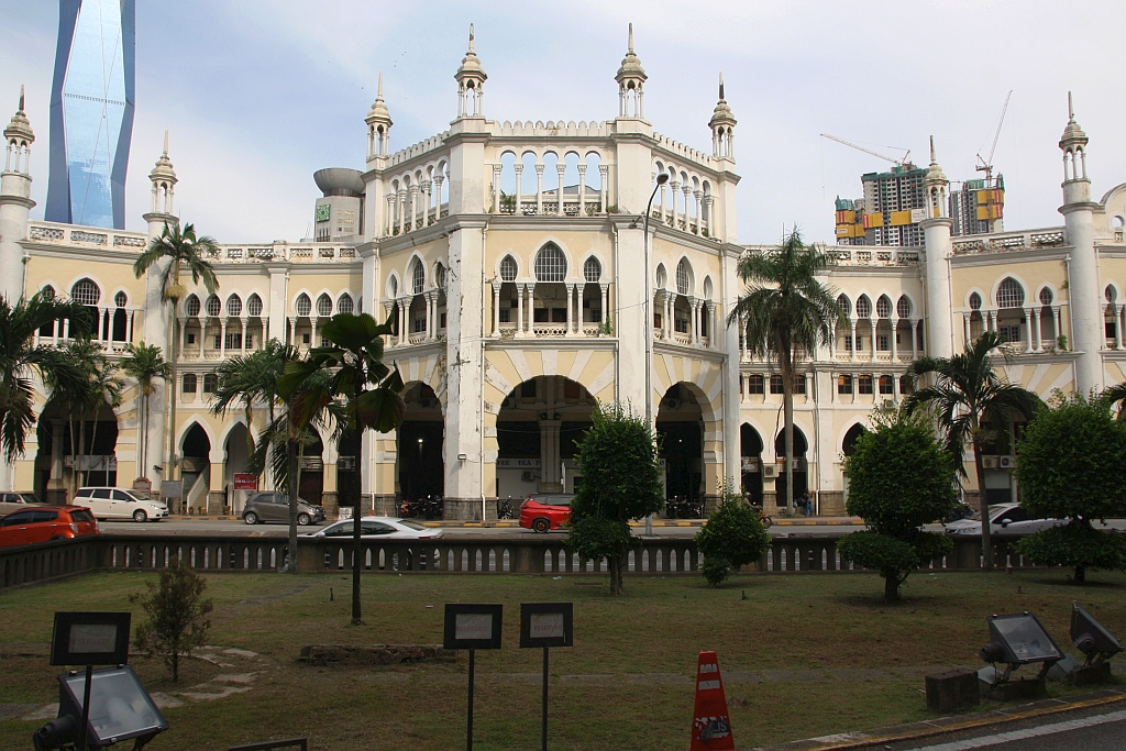 Detailansicht an der Westseite der 1910 erbauten und 1917 vollständig fertiggestellten KTM Stesen Kuala Lumpur am 11.März 2024.