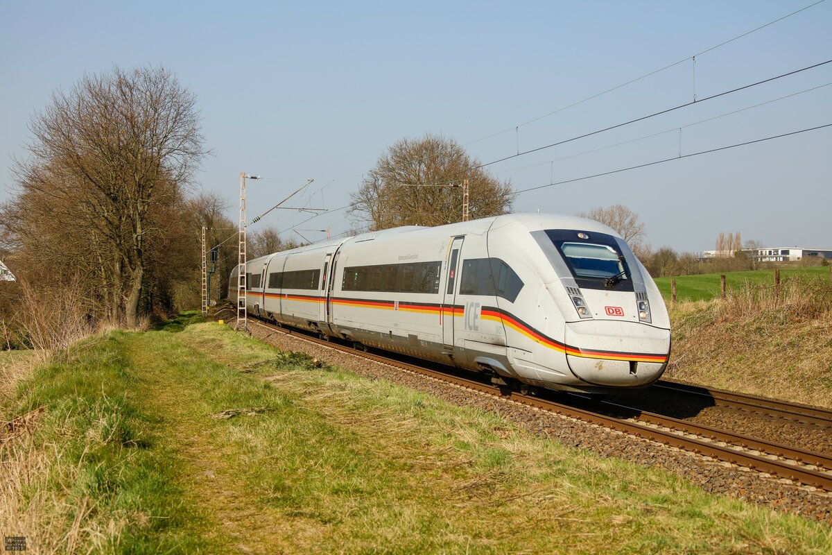 Deutschland-ICE 412 057  Bundesrepublik Deutschland  bei Haan, März 2022.
