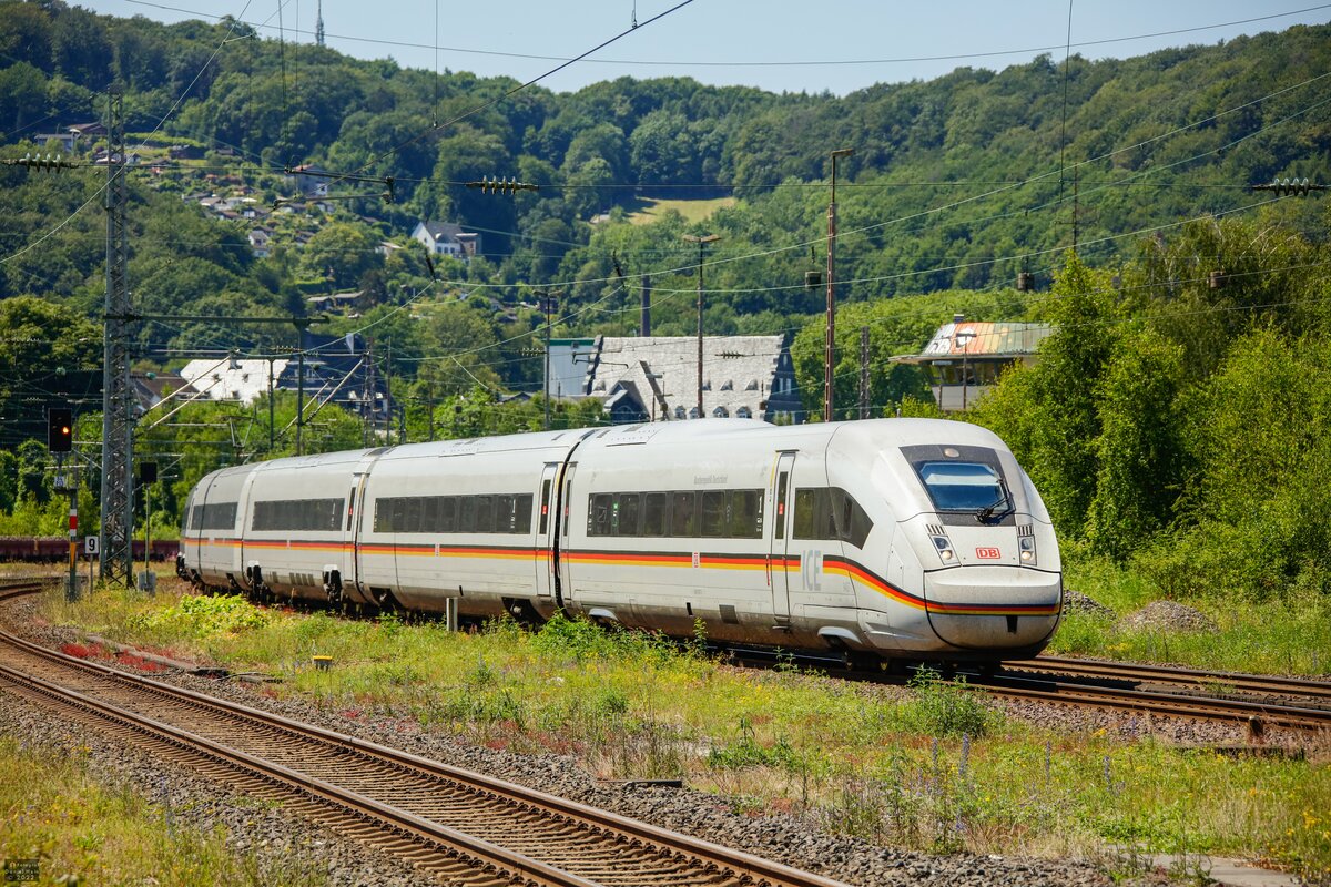 Deutschland-ICE 412 057  Bundesrepublik Deutschland  als ICE612 in Wuppertal Steinbeck, Juni 2022.