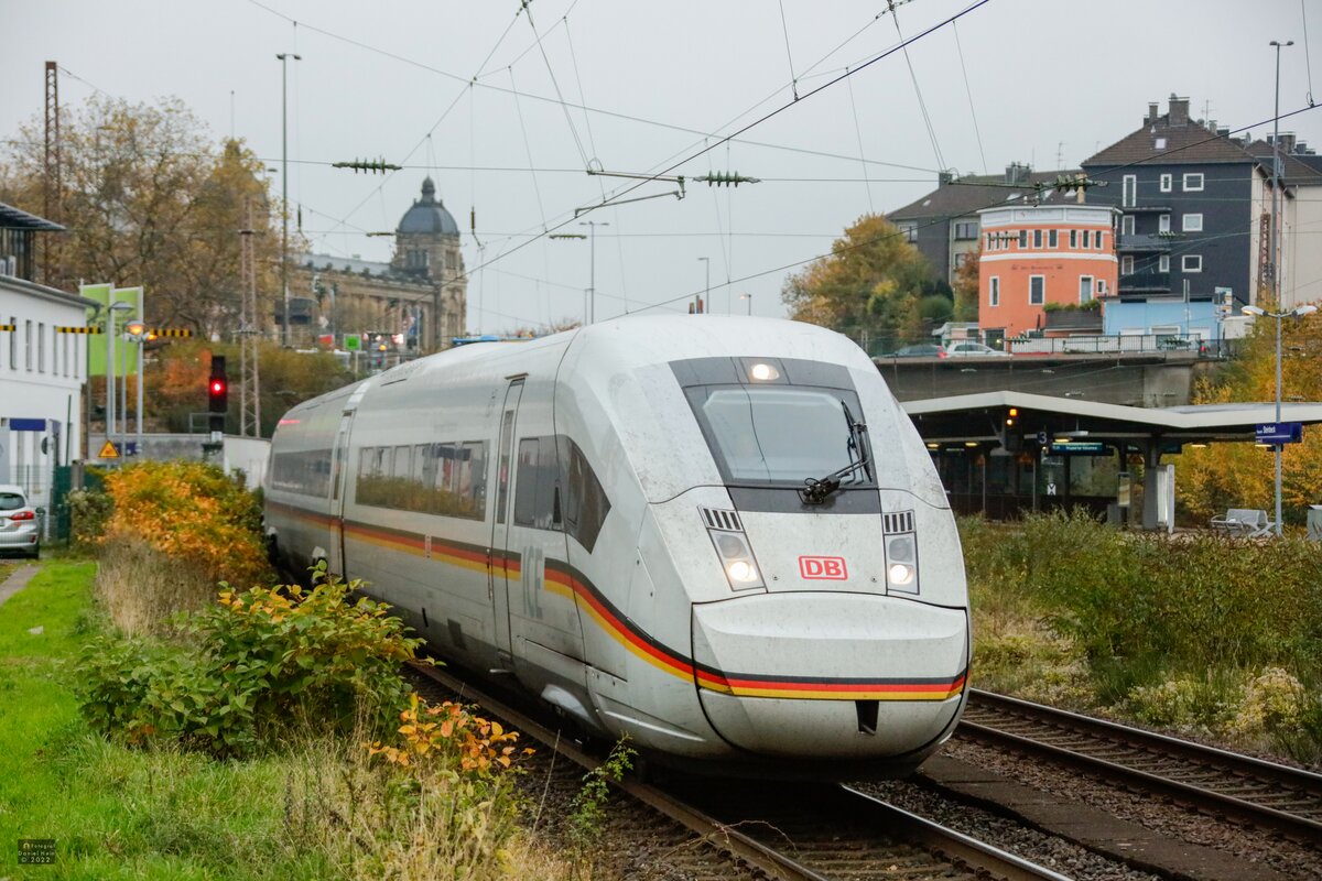 Deutschland-ICE 412 057  Bundesrepublik Deutschland  als ICE616 in Wuppertal, November 2022.