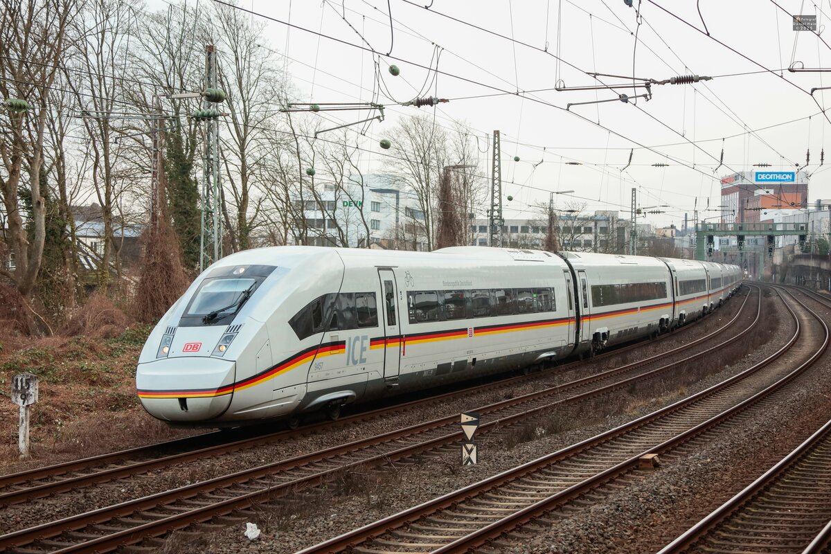 Deutschland-ICE 412 057  Bundesrepublik Deutschland  als ICE517 in Wuppertal, Februar 2025.
