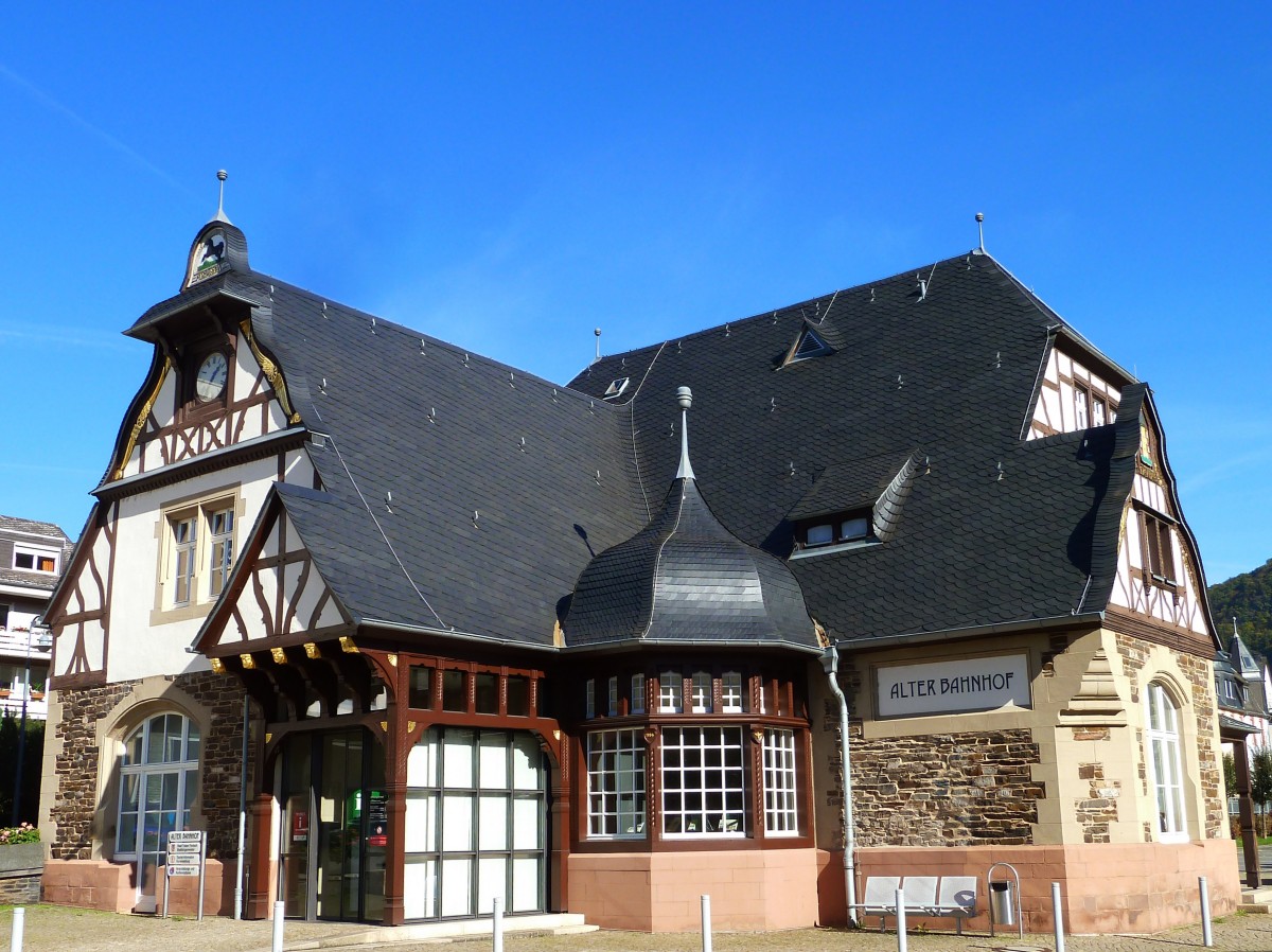 Deutschland, Rheinland-Pfalz, der alte Bahnhof von Traben-Trarbach. 18.10.2014
