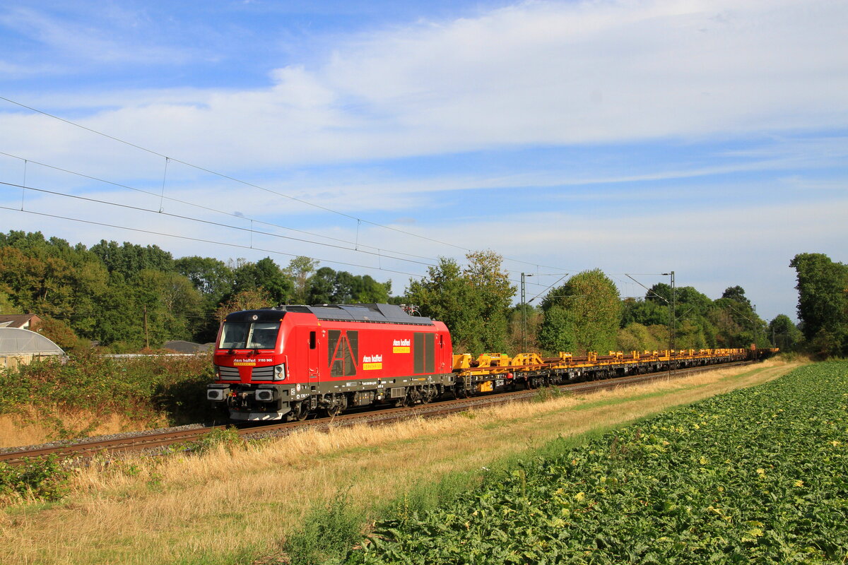 Deutschland
Lok 3193 905 von Stern & Hafferl zieht einem Zug mit Gleisen, in Kaarst Broicherseite
24/8/2026