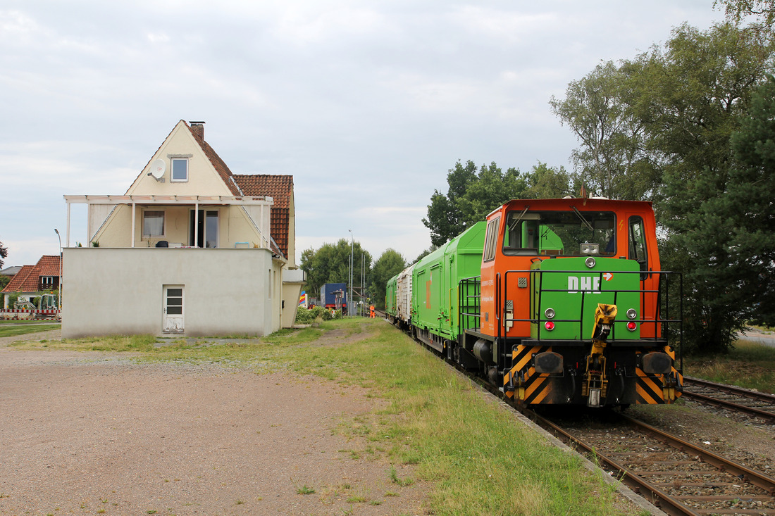 DHE 9 // Delmenhorst; Bahnhof Annenheide // 24. Juli 2014
