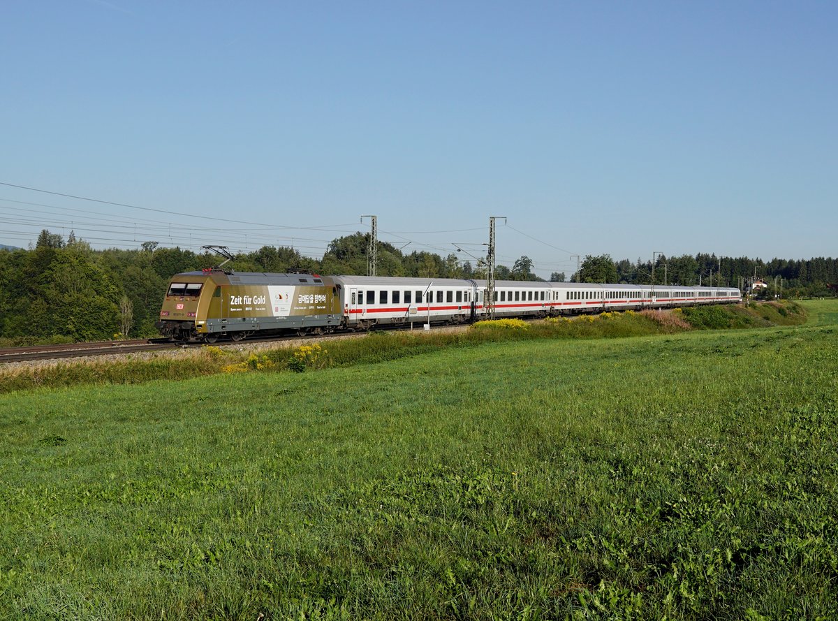 Die 101 071 mit einem IC am 12.08.2018 unterwegs bei Teisendorf.