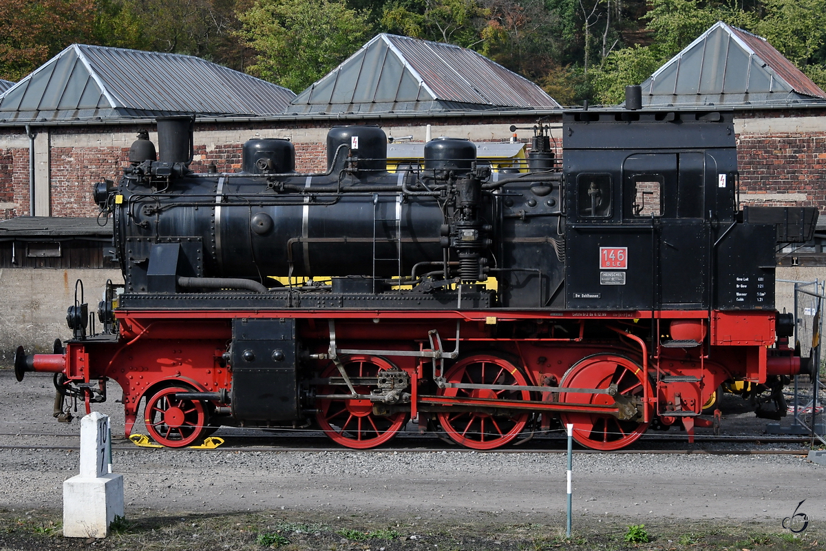 Die 146 BLE wurde im Jahre 1941 von Henschel gebaut und befindet sich heute im Eisenbahnmuseum Bochum-Dahlhausen. (September 2018)