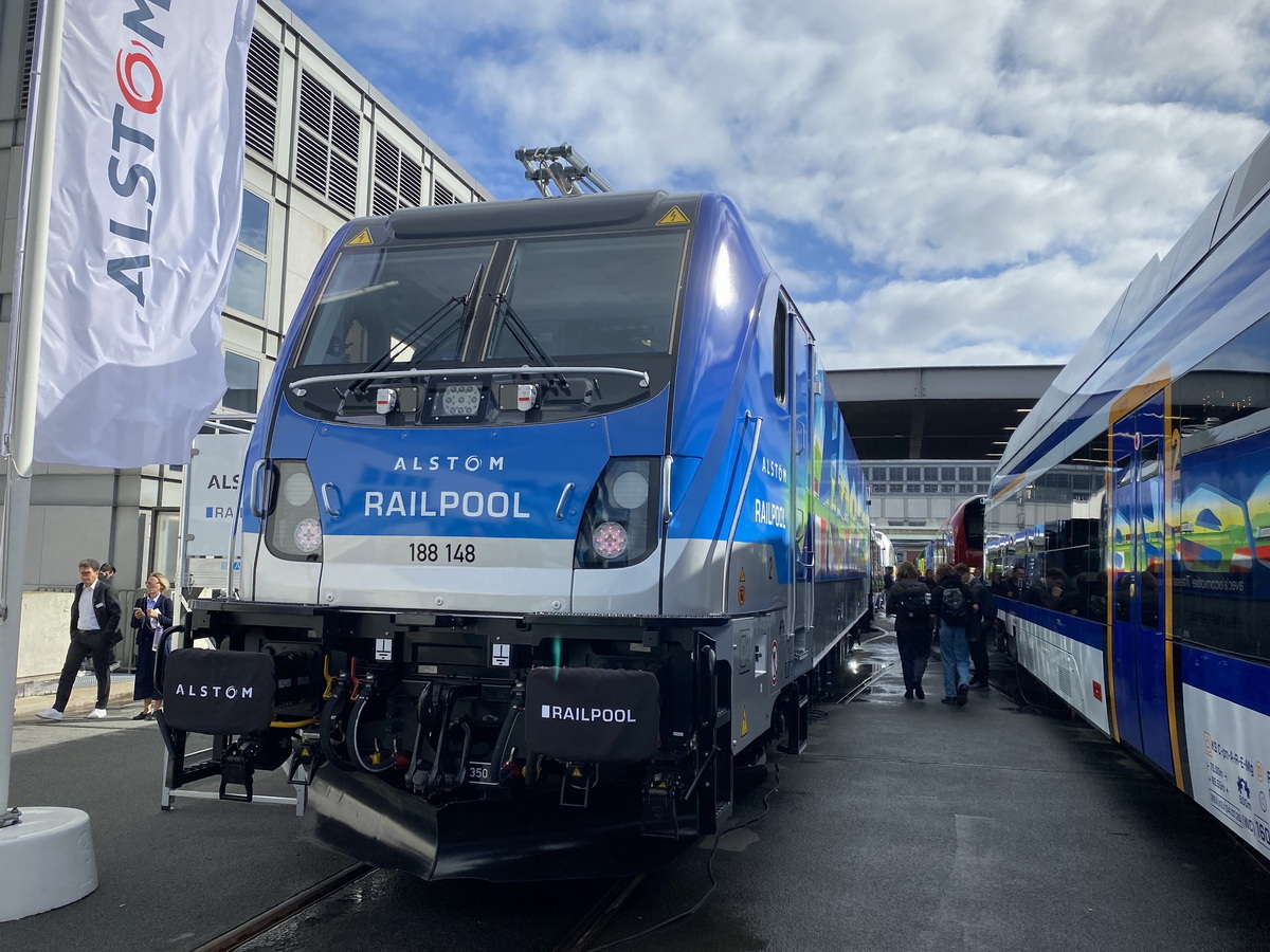 Die 188 148 ist eine moderne Viersystem-Elektrolokomotive der Baureihe 188 (TRAXX MS3) von Alstom / Bombardier, die im September 2026 auf der InnoTrans in Berlin vorgestellt wurde.

