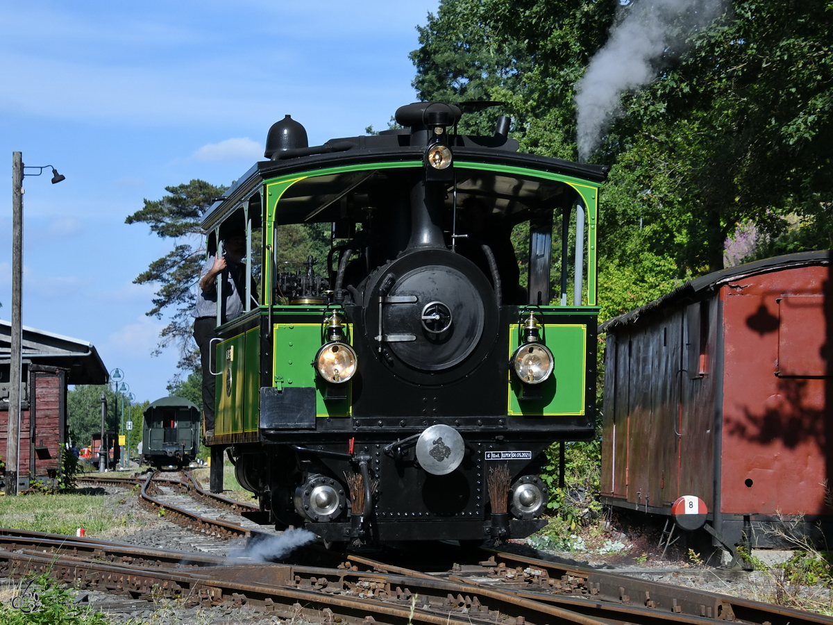 Die 1887 gebaute Dampflokomotive  Laura  war Ende Juli 2022 der Stargast des 40-jährigen Jubiläums der Märkischen Museums-Eisenbahn.