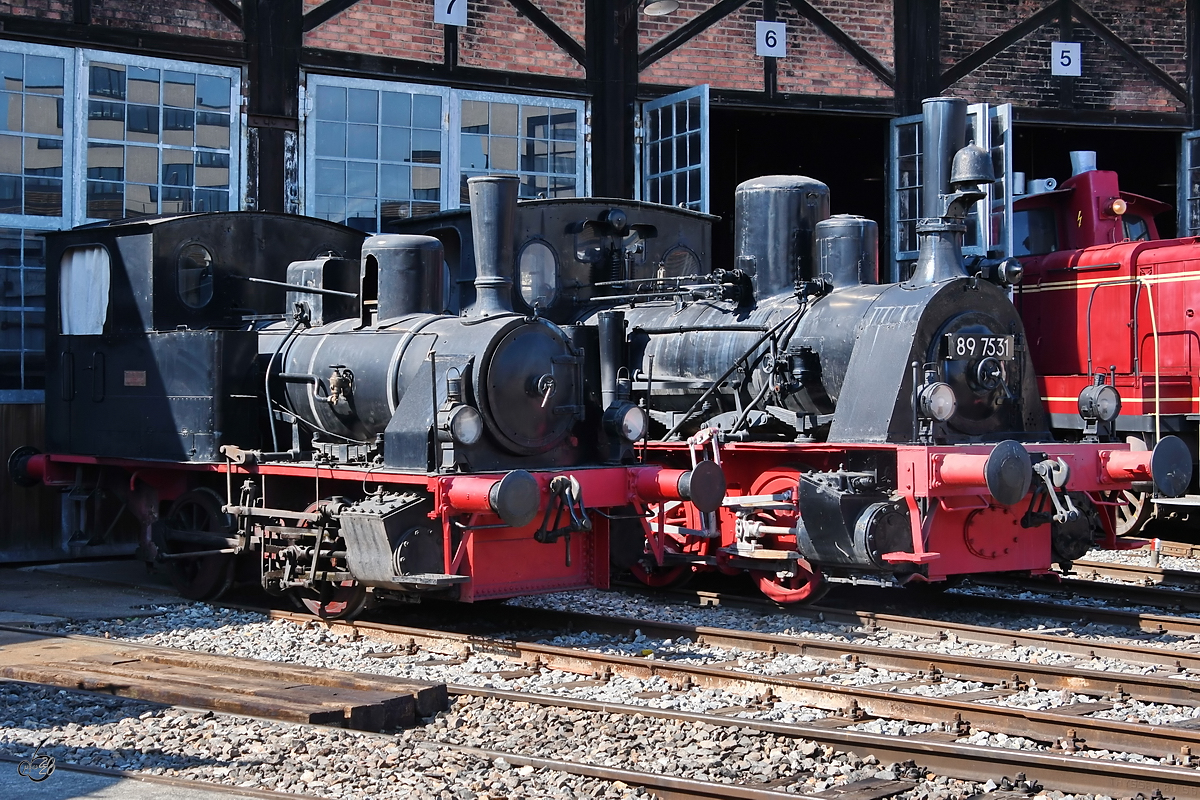 Die 1919 gebaute Werklokomotive 7685 wurde von O&K an die Gaswerk Karlsruhe geliefert. Dahinter ist die Dampflokomotive 89 7531 aus dem Jahr 1898 zu sehen. (Eisenbahnmuseum Heilbronn, September 2019)