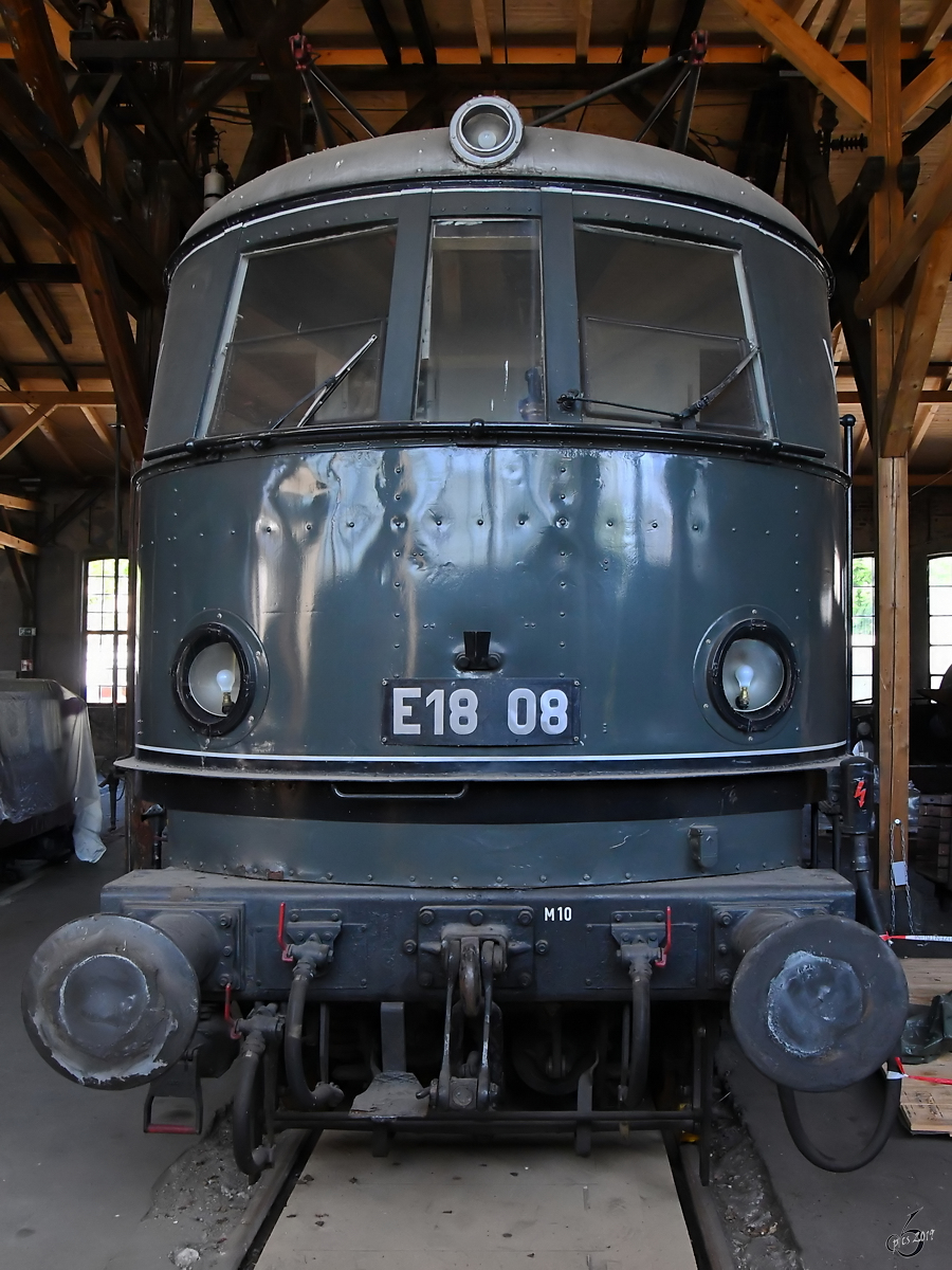 E 18 · Baureihe 118 · DR 218 Fotos (3) Bahnbilder.de