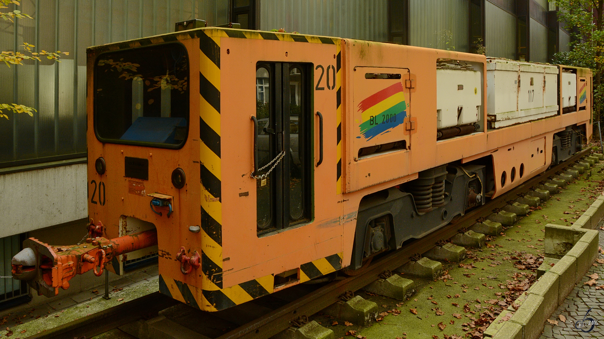 Die 1997 gebaute V 48-Blumenthal ist die größte Grubenlok der Welt. (Deutsches Bergbaumuseum Bochum, September 2014)