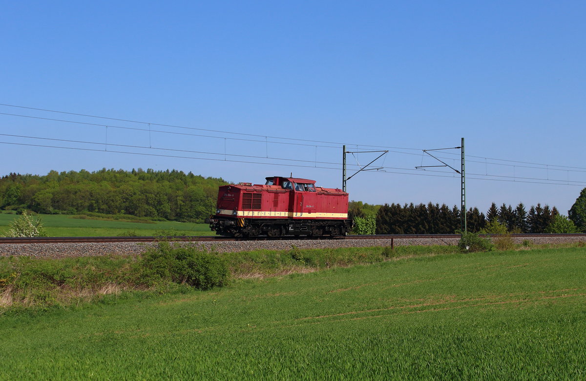 Die 204 354 als Lz Leistung unterwegs in Richtung Zwickau. Aufgenommen am 05.5.2018 in Ruppertsgrün/Pöhl