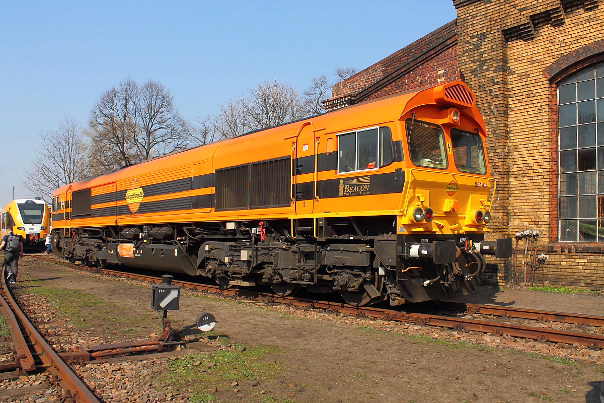 Die 266 041-3 der Beacon Rail Leasing Limited beim Frühlingsfest am 06.04.2019 im Bw Schöneweide.