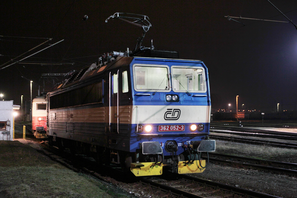 Die 362 052-3 in Pilsen.Februar 2015