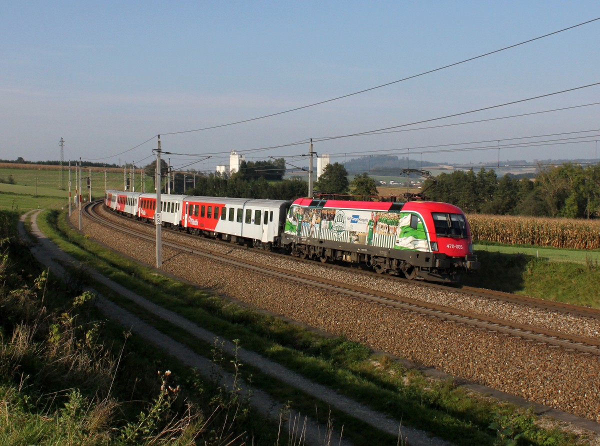 Die 470 005 mit einem REX am 06.10.2014 unterwegs bei Haiding.
