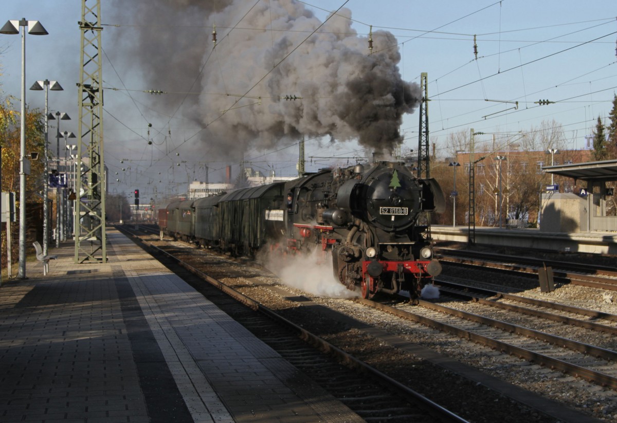 Die 52 8168-8 mit Sonderzug am Heimeranplatz am 14.12.2013