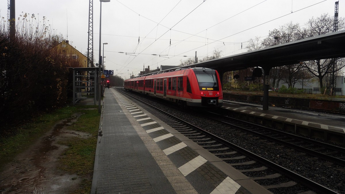 Die 620 517 der DB mit RB 30 (Bonn - Ahrbrück) bei der Ausfahrt aus Bonn-Mehlem, DEN 
13.12.2015
