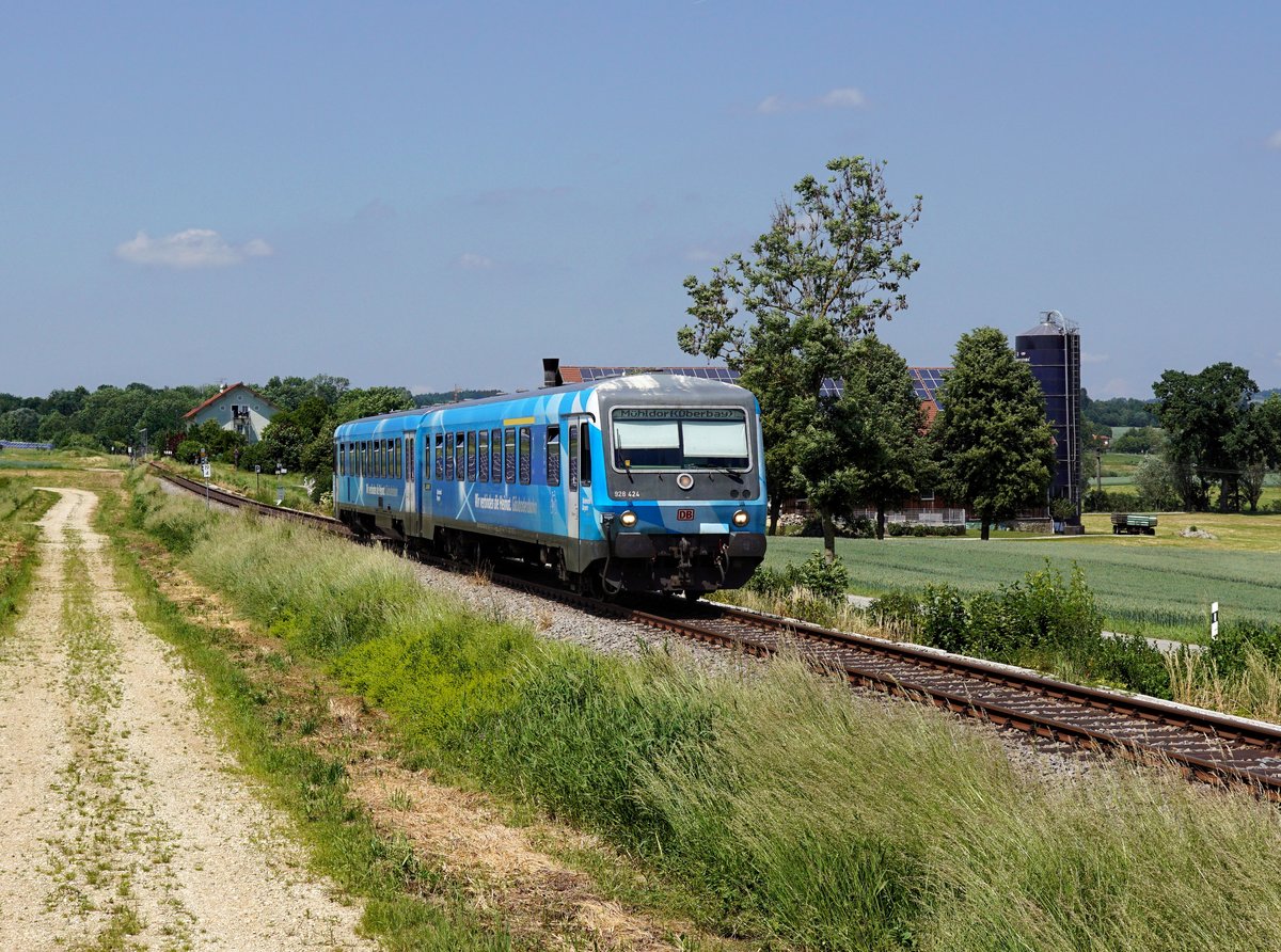 Die 628 424 als RB nach Mühldorf am 07.06.2019 unterwegs bei Bad Höhenstadt.