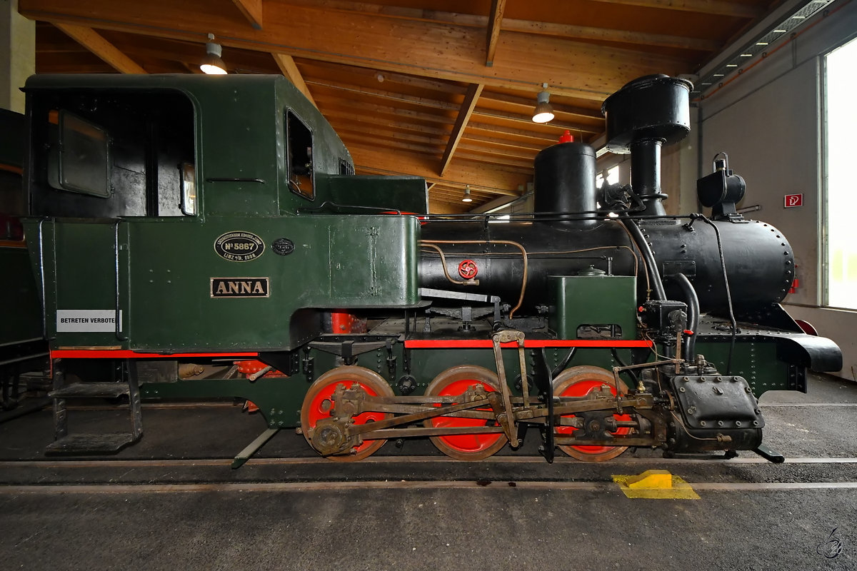 Die älteste Lokomotive im Lokpark Ampflwang ist die 1908 bei Kraus (Linz) gebaute IX m  ANNA . (Lokpark Ampflwang, August 2020)