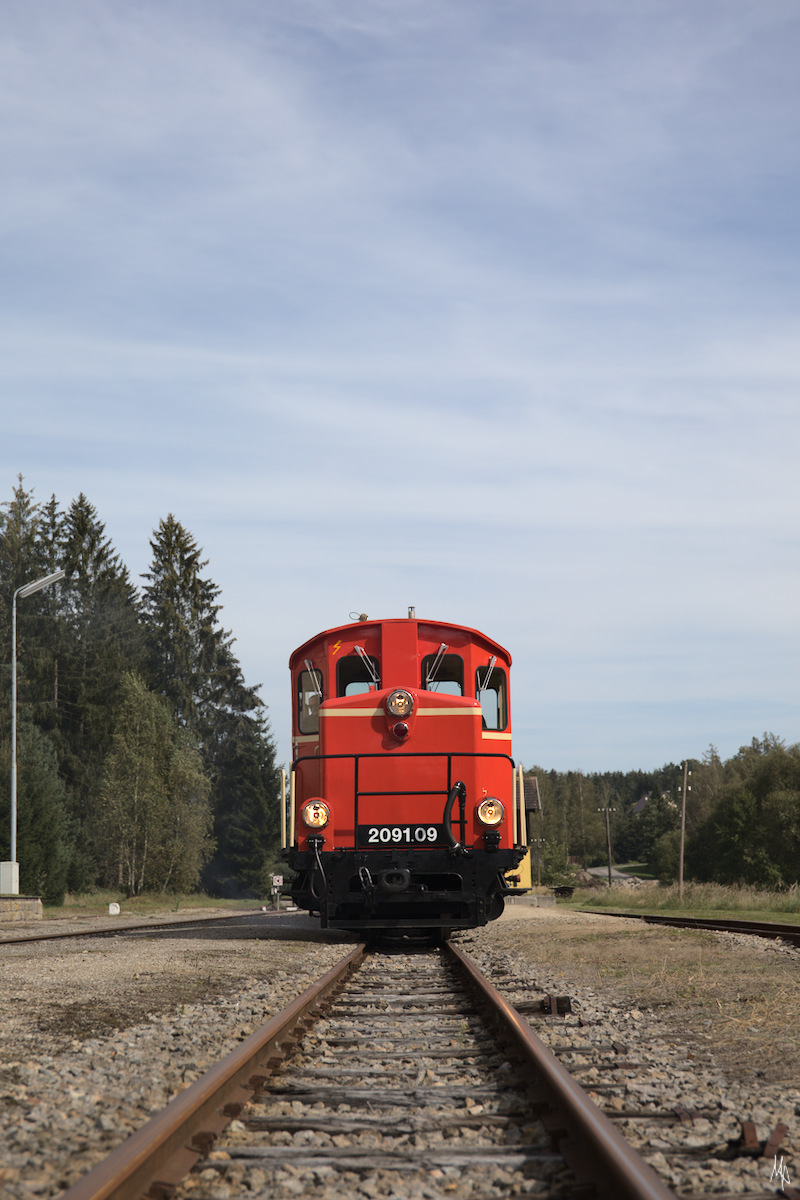 Die Aufnahme zeigt 2091.09 bei der Ankunft in Alt Nagelberg. (19.09.2020)