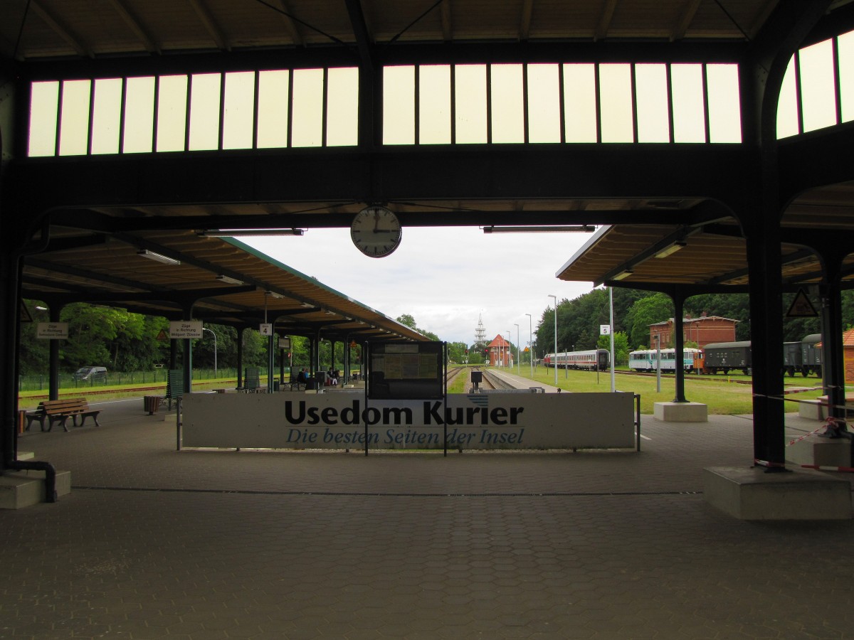 Die Bahnsteige in Heringsdorf (Usedom) am 29.05.2014.