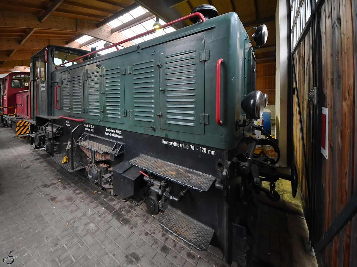 Die bei Krupp hergestellte V10  Zukunft , gesehen im November 2018 am Bahnhof Hüinghausen.