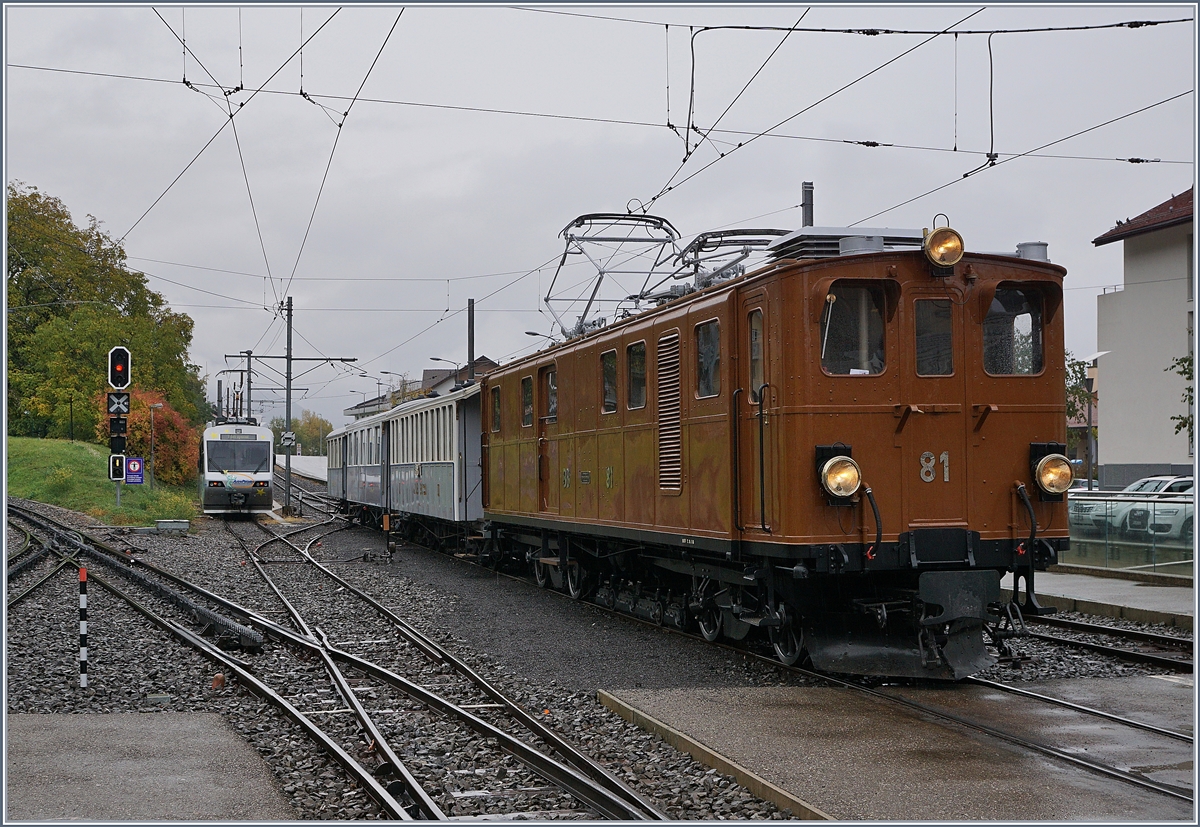 Die Bernina Bahn Ge 4/4 81 der Blonay-Chamby Bahn ist in Blonay angekommen. 

27. Okt. 2018