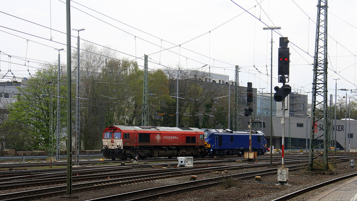 Die Class 66 PB03  Mireille  von Crossrail als Lokzug aus Antwerpen-Waaslandhaven() nach Aachen-West und fährt in Aachen-West ein.
Aufgenommen vom Bahnsteig in Aachen-West.
Bei Wolken am Nachmittag vom 13.4.2016.