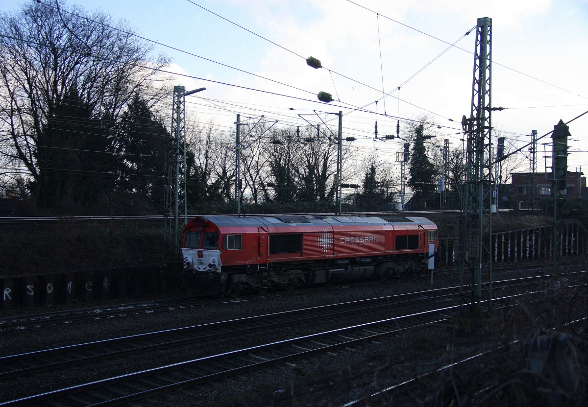 Die Class 66 PB13  Ilse  von Crossrail steht in Aachen-West. 
Aufgenommen von der Bärenstrasse in Aachen bei schönem Sonnenschein am Nachmittag vom 17.1.2015.