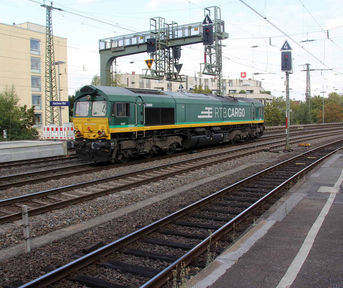 Die Class 66 PB17 von der Rurtalbahn-Cargo  kommt als Lokzug aus Düren(D) nach Aachen-West(D) und kommt aus Richtung Düren,Langerwehe,Eschweiler-Hbf,Stolberg-Hbf(Rheinland)Aachen-Eilendorf,Aachen-Rothe-Erde und fährt durch Aachen-Hbf in Richtung Aachen-Schanz,Aachen-West. 
Aufgenommen vom Bahnsteig 6 vom Aachen-Hbf. 
Bei Sonne und Wolken am Nachmittag vom 30.8.2018.