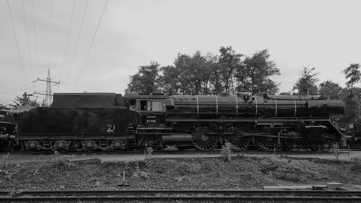 Die Dampflokomotive 01 008 Mitte September 2018 im Eisenbahnmuseum Bochum.